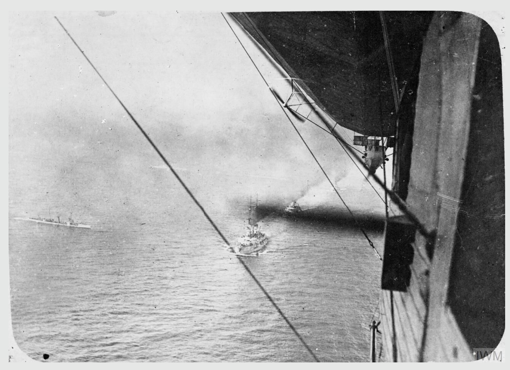 SMS Markgraf photographed from Zeppelin L54